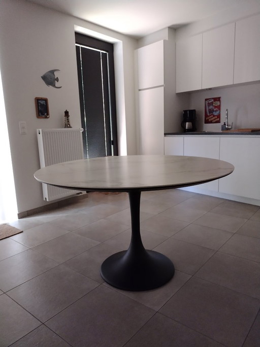 Designer Round Dining Table Juntoo Calacatta Marble Look Ø130 (Available Week 40)
