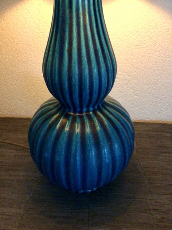Hoge vintage tafellamp met octagonaal gevormde kap. Hoogte 90 cm – Tafellampen, Ceramic, Textile (photo 8 of 10)