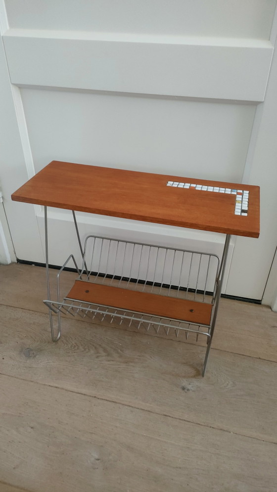 Image 1 of Table d'appoint vintage avec porte-revues et mosaïque en teck