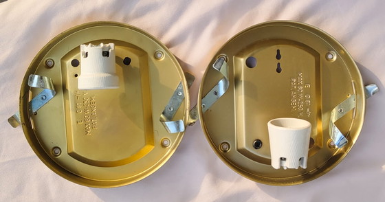 Image 1 of Een paar hoogwaardige vintage wand-/plafondlampen van loodkristal met stervormige slijping.