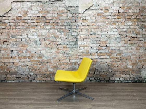 Image 1 of Arper Catifa 60 Lounge Chair gialla