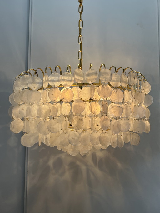 Xl formaat grote capiz schelpen hanglamp goud frame
