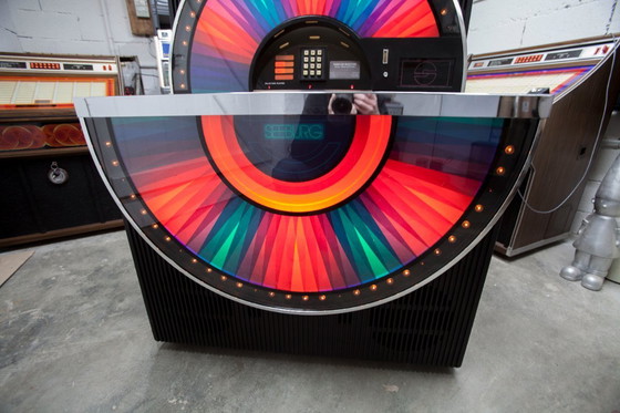Image 1 of Gerestaureerde en onderhouden Seeburg Sunstar jukebox uit 1976 met 80 schijven en 160 nummers.