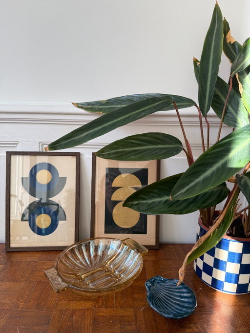 Piatto in vetro giallo prodotto in Francia