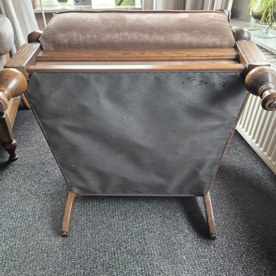 Image 1 of Klassieke stoffen oorfauteuil in goede staat.
