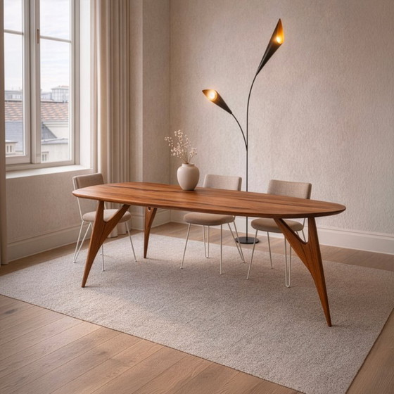 Image 1 of GREYGE TED Esstisch aus Walnussholz, 240 cm – Handgefertigter Designertisch aus massivem italienischem Walnussholz