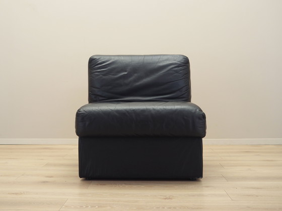 Image 1 of Fauteuil/pouf en cuir noir, Design italien, 1960S, Production : Italie