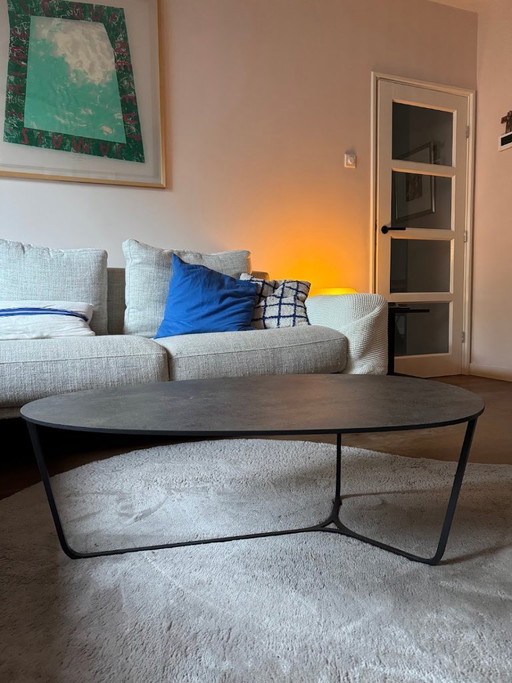Mesa de centro Metaform Nobby - Diseño orgánico (2023)