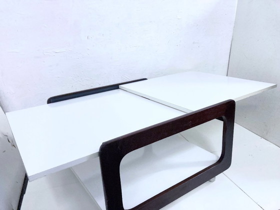 Image 1 of Mesa de centro extensible con ruedas del diseño de la era espacial de los años 70