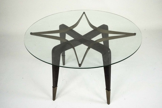 Image 1 of Rare table basse ronde du milieu du siècle, signée Paolo Buffa, Italie, années 1950.