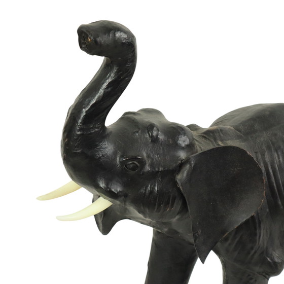 Image 1 of Elefante in pelle vintage di grandi dimensioni stile Omersa