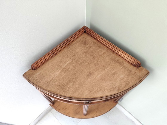 Image 1 of Console d'angle style Louis XVI