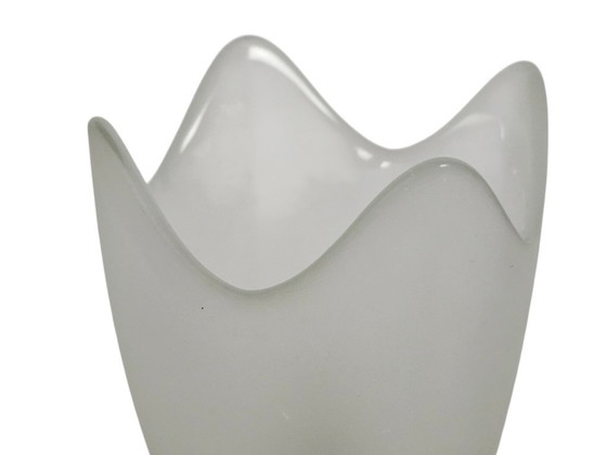 Image 1 of Tulpenleuchte – mattiertes Glas – 2 Tischlampen – Deutschland – 3. Viertel des 20. Jahrhunderts