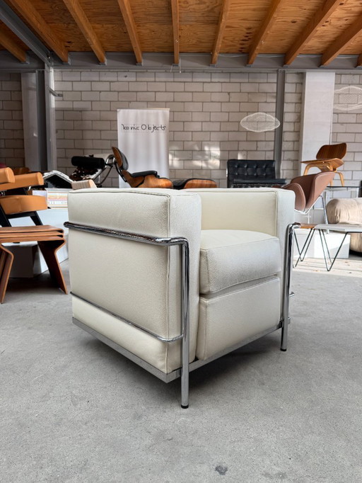 Poltrona Cassina LC2 in pelle bianco sporco