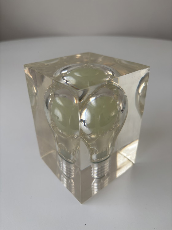 Image 1 of Pierre Giraudon Pop Art Lucite Sculpture Fermacarte degli anni '70 Glow in the Dark