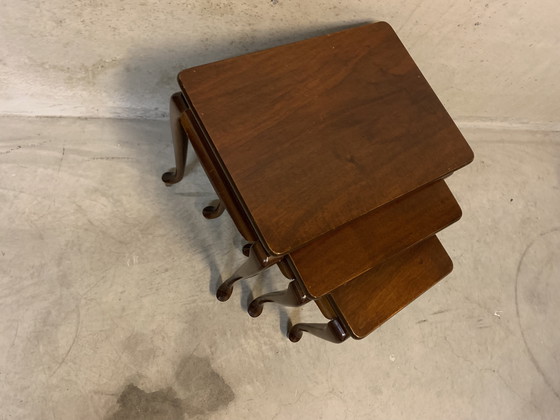 Image 1 of Beistelltischset im Queen-Anne-Stil aus Mahagoni. Mini-Set