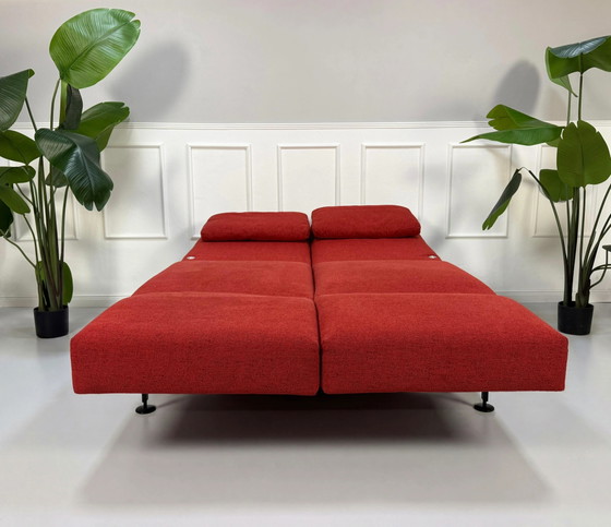 Image 1 of Brühl Moule Small Sofa Stoff Rot Ausstellungsstück