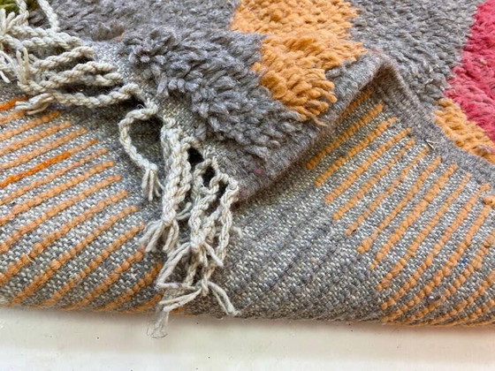 Handgefertigter marokkanischer Teppich 250cm x 150cm – Teppiche & Läufer, Wool (photo 5 of 7)
