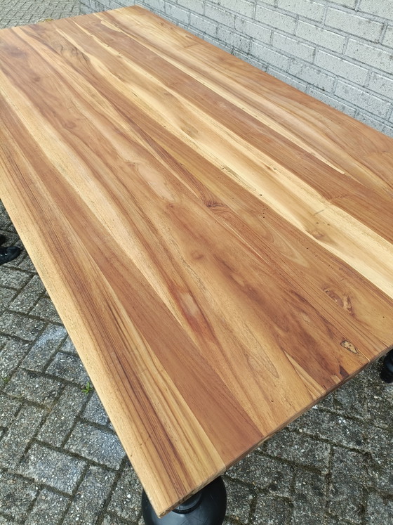 Schitterende Hardhouten Eettafel – Wood (photo 15 of 15)