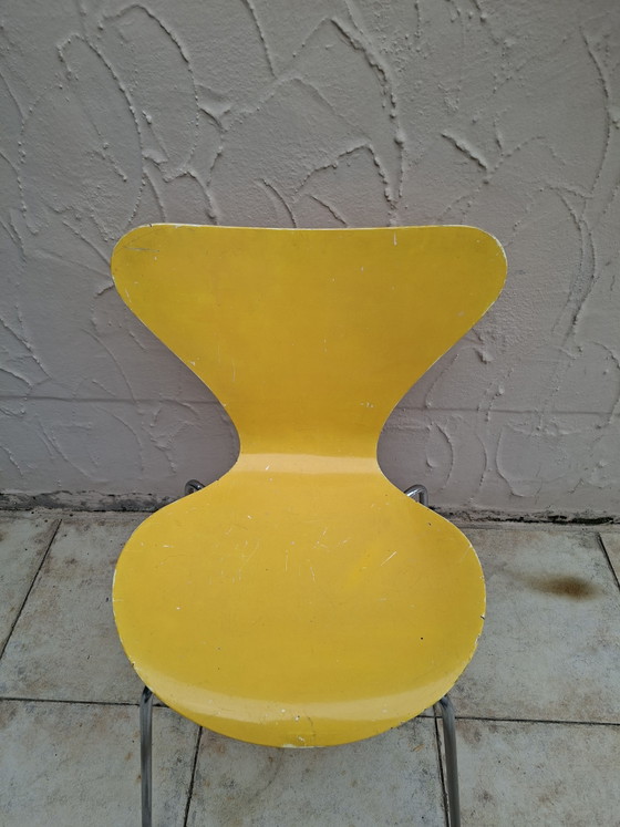 Image 1 of Vlinderstoel Arne Jacobsen Fritz Hansen