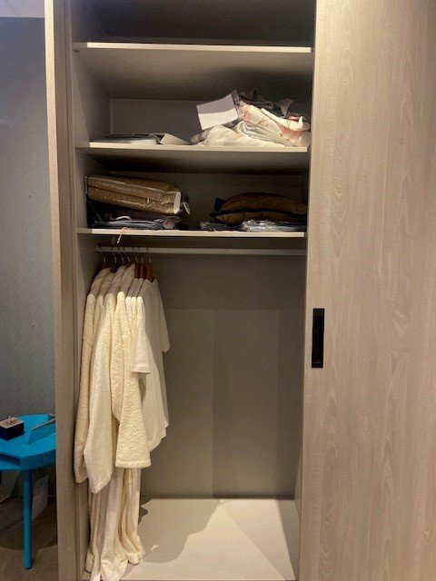 Image 1 of Sliding door wardrobe