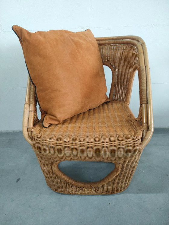 Image 1 of Rare and unique vintage design rattan/wicker bucket chair/armchair