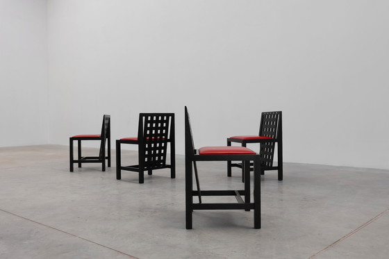 Image 1 of Ensemble de 4 chaises de salle à manger DS3 par Charles Rennie Mackintosh pour Atelier international, Italie, années 1970