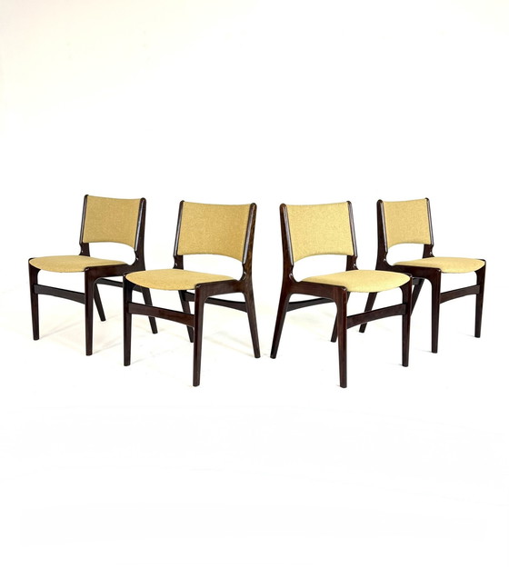 Image 1 of 4 chaises de salle à manger restaurées, modèle 89, Erik Buch '60