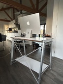 Table design pratique pour espace de travail
