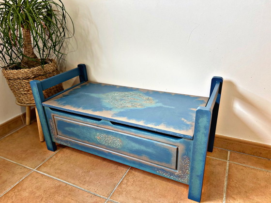 Image 1 of Petit coffre banc relooké