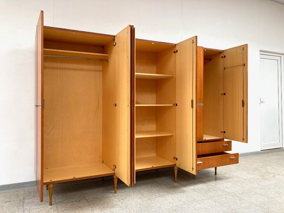 Image 1 of Armadio vintage in teak di metà secolo, anni '60