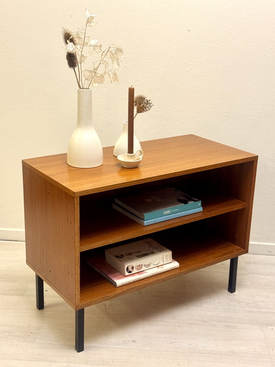 Image 1 of Buffet vintage en teck des années 1960/70