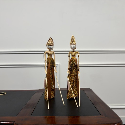 Marionnettes d'ombre Wayang Golek indonésiennes antiques