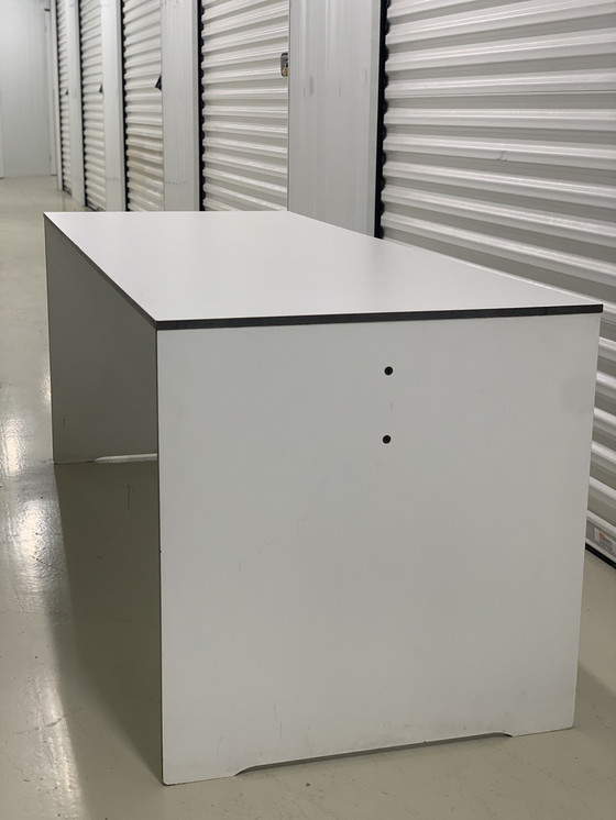 Image 1 of Table d'extérieur et d'intérieur Conmoto