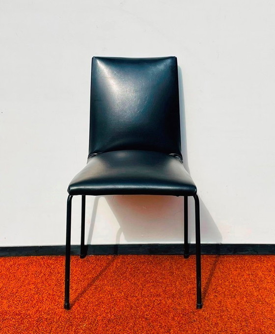 Image 1 of Paire de chaises Robert de Pierre Guariche pour Meurop. Vintage années 1960