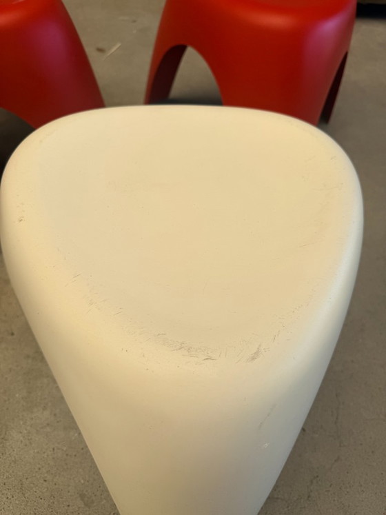 Sgabello Vitra Elephant di Sori Yanagi (disponibilità: 5) – Sgabelli, Plastic (photo 6 of 22)