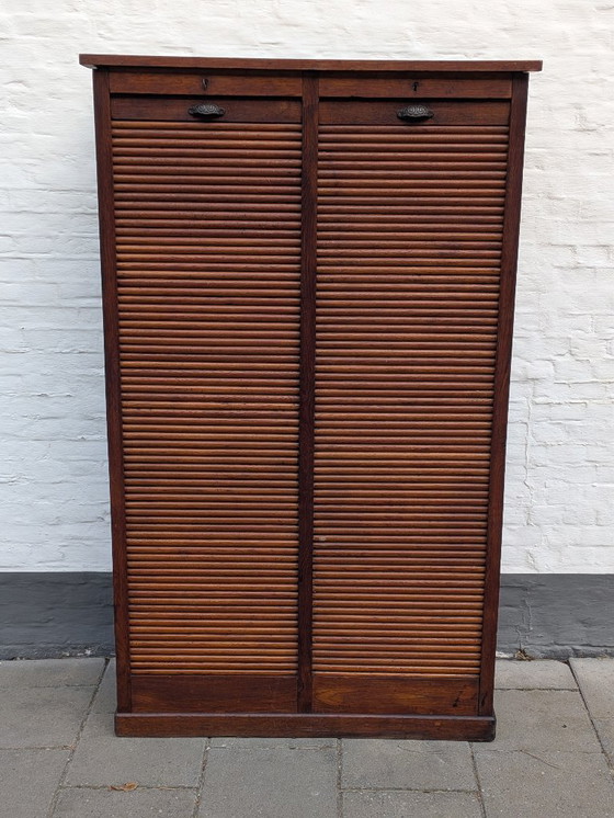 Image 1 of Mobile antico francese in rovere con doppia anta a serrandina - Armadio per archivio notarile (circa 1920)