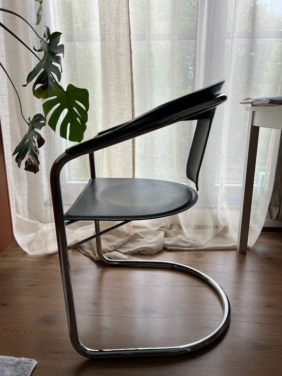 Image 1 of Italiaanse Design Stoel