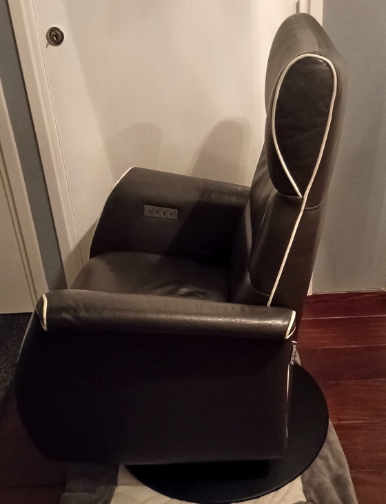 Image 1 of Relaxsessel, auffällig braun, extra klein