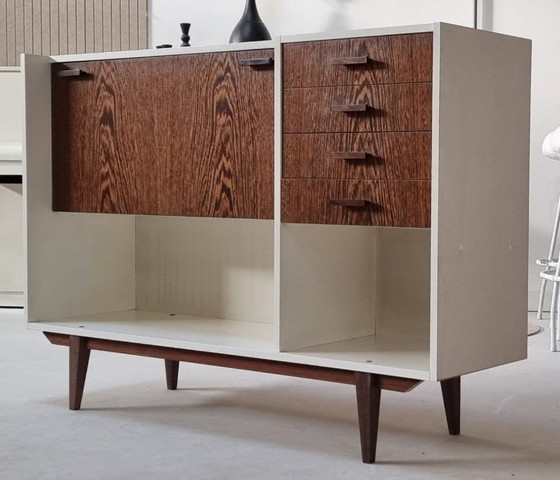 Image 1 of Armoire des années 70