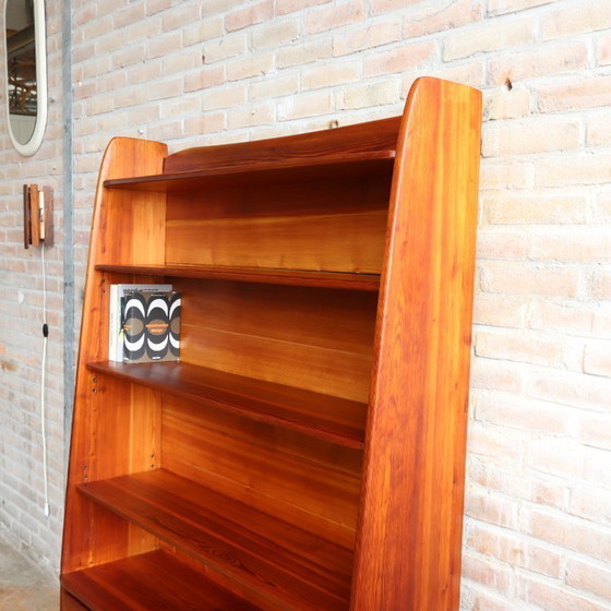 Image 1 of Vintage kast hoog boeken massief hout