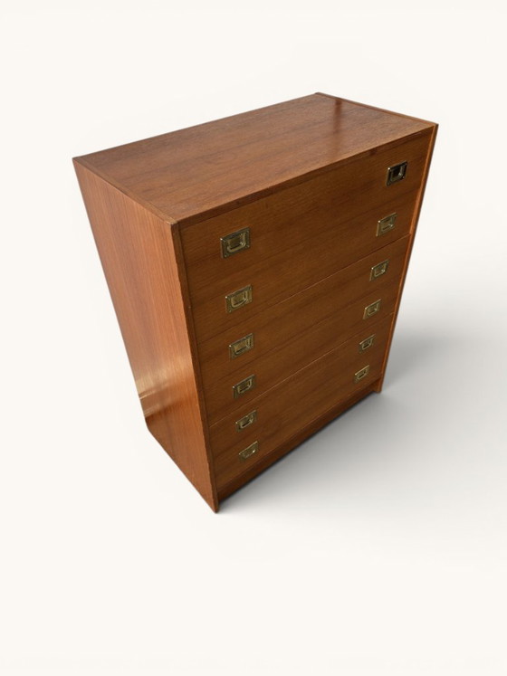 Image 1 of Dänische Teakholzkommode mit Messinggriffen