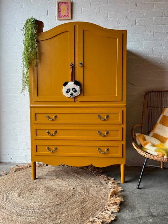 Armoire vintage ancienne, armoire pour chambre d'enfant, armoire pour fille – Buffets, Wood (photo 3 of 20)