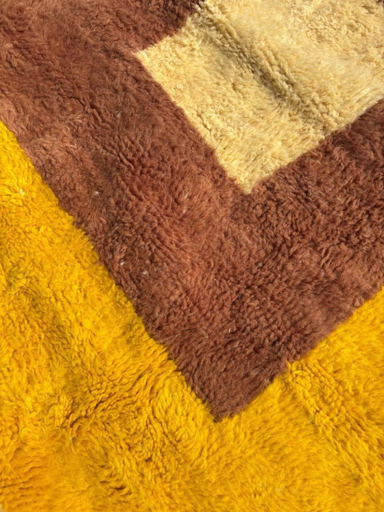 Image 1 of Luxuriöser marokkanischer Mrirt-Wollteppich 200 x 250 cm – Moderner handgefertigter Berberteppich – Wohnbereich