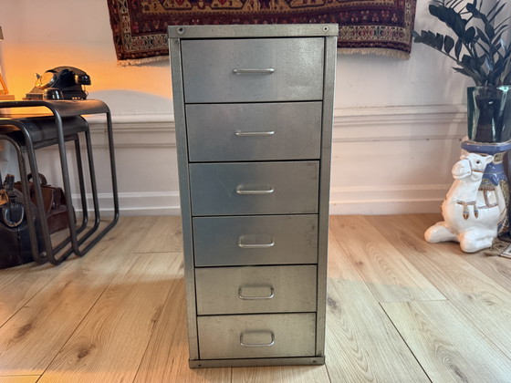 Image 1 of Set di cassettiere in metallo industriale – stile studio vintage