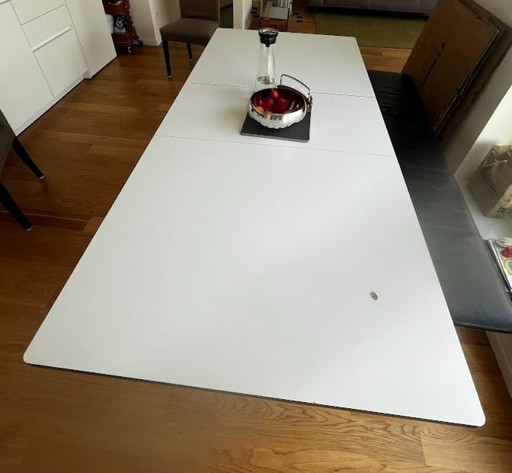 Bolia Kuma Extendable Dining Table 240 x 100