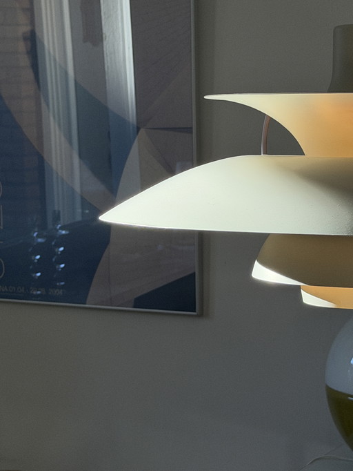 Louis Poulsen PH 5 pendant lamp, designed by Poul Henningsen, in Classic White