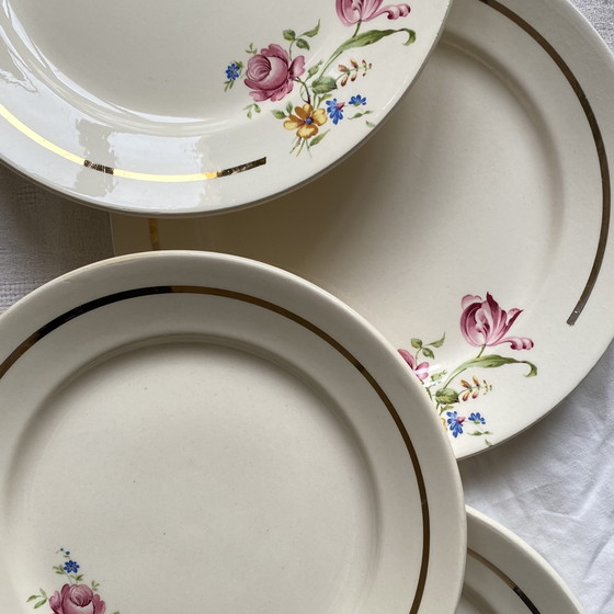Image 1 of Set van 6 borden Badonviller Antiek Aardewerk Bloemen en Verguldsel