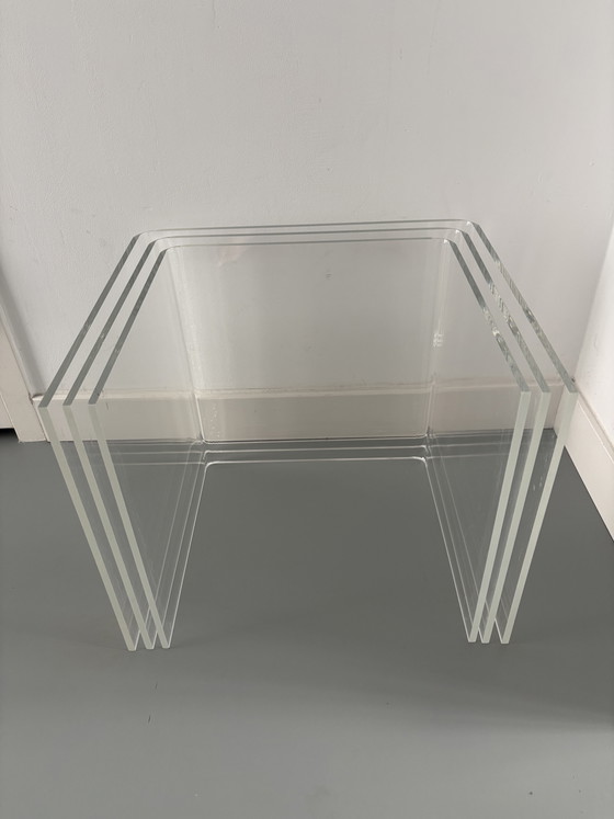 3 tables d'appoint vintage en plexiglas (photo 6 of 6)