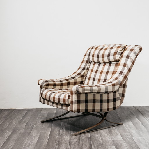 Maurice Calka Arflex Grand Prix fauteuils, ontwerp uit de jaren 60
